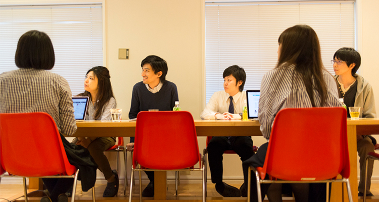 1704officetour05.jpg